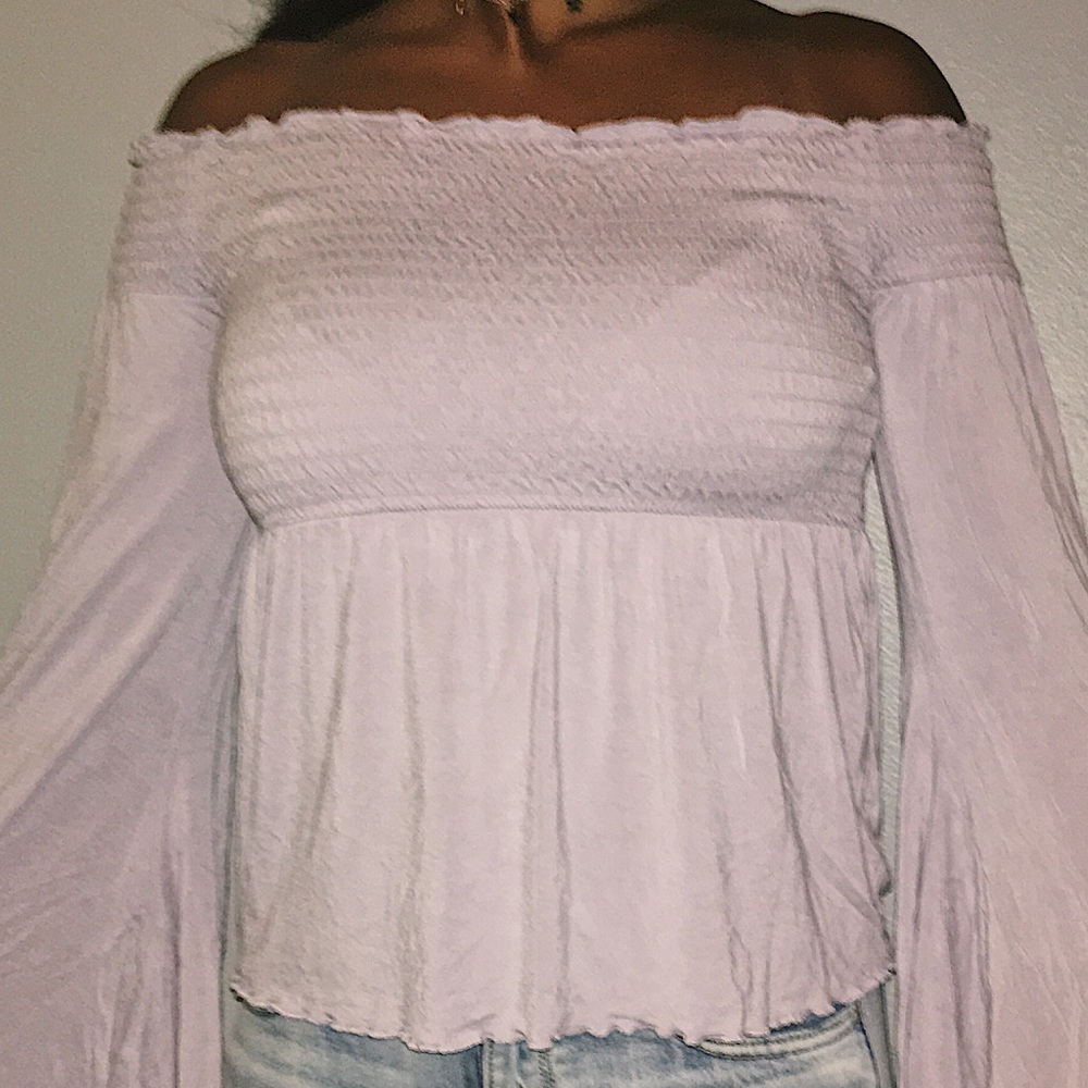 super cute off the shoulder top!!